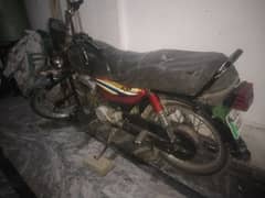 Road Price 2011 model urgent sale