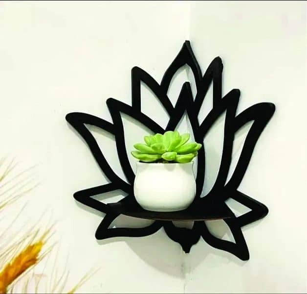 3 pcs lotus shaped wall shelf 1