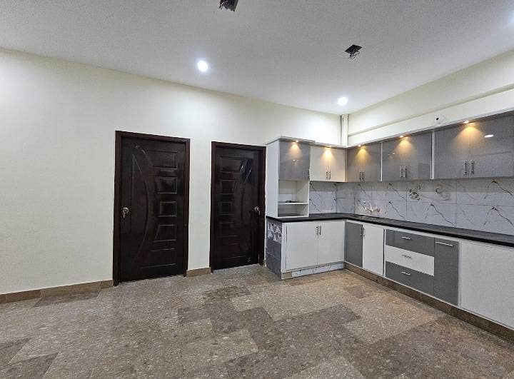 FLAT FOR SALE IN NORTH TOWN EXECUTIVE BLOCK 5