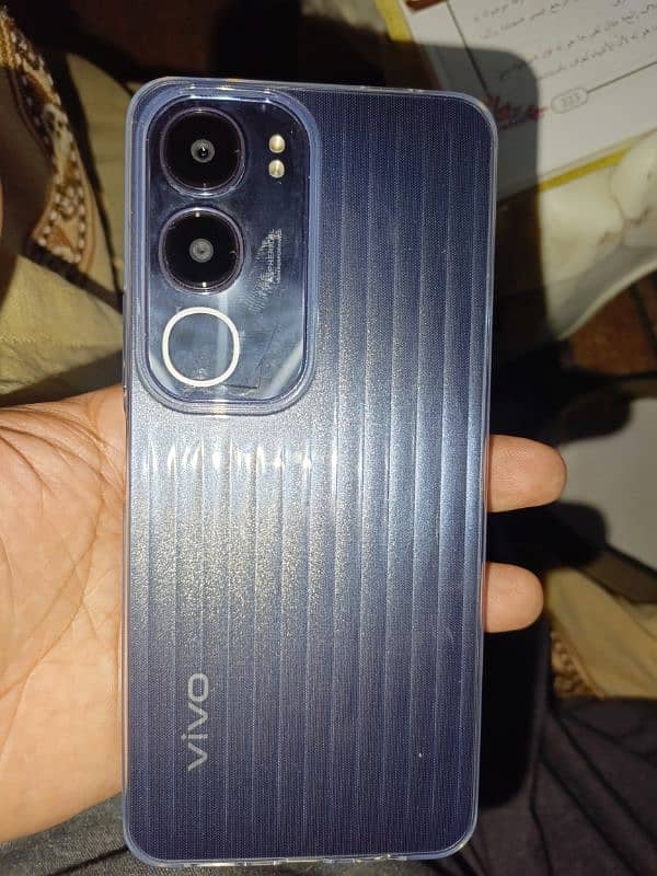 vivo y19s 10by10 6+6ram 128memery daba charger sath ha 1 din huwa ha 6