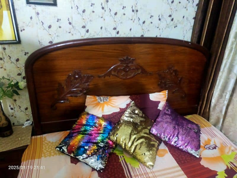 Used Double Bed for Sale 2