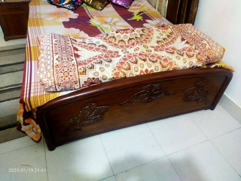 Used Double Bed for Sale 3