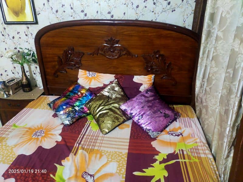 Used Double Bed for Sale 5