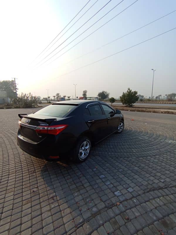 Toyota Corolla GLI 2015 4