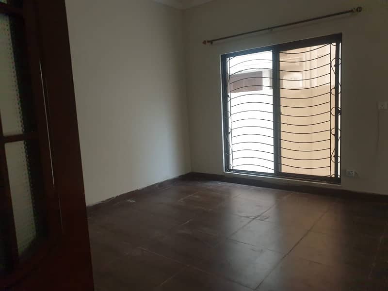 One Kanal Corner House Available For Sale In Paf Falcon Complex Near Kalma Chowk Lahore 10