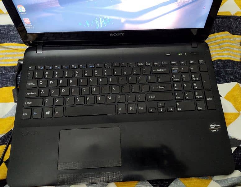 Sony Vaio i7-3rd Gen 4