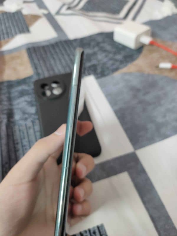 OnePlus 11 12/256 non pta dual sim  9/10 condition 1