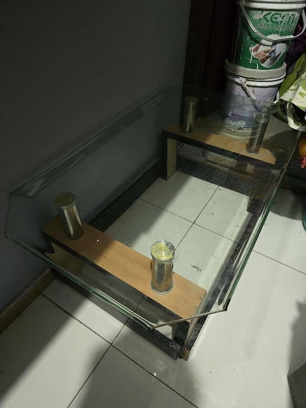 glass table for sell 0