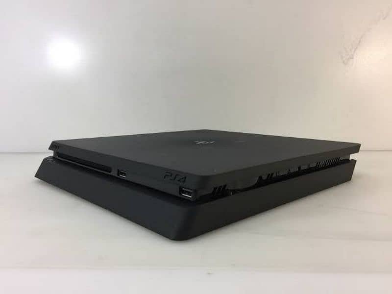 PS4 Slim Jailbreak 11.00 Storage 500Gb 2 controller 4