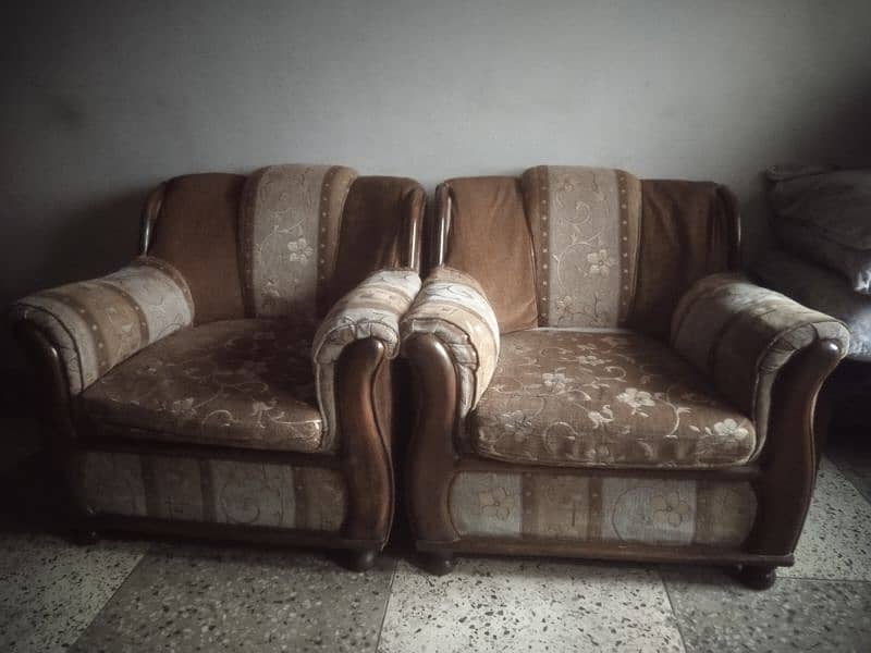 5 seater sofa set good condition 2