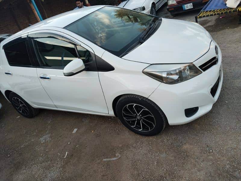 Toyota Vitz 2013/15 0