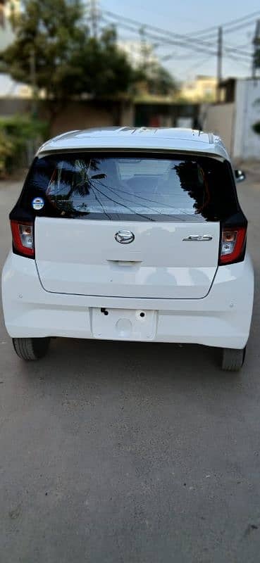 Daihatsu Mira 2023 6