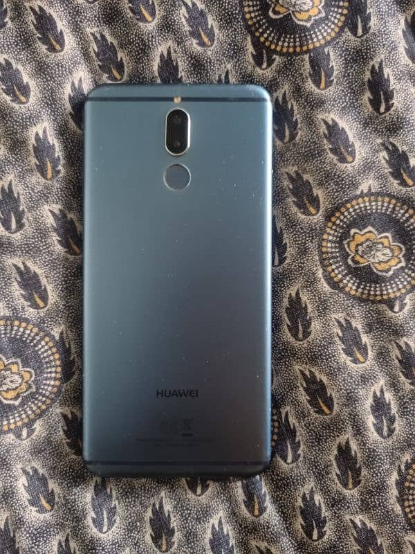 Huawei mate 10 lite 4/64 2