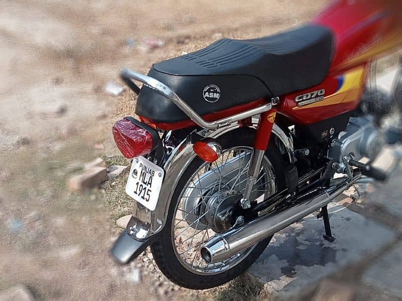 Honda CD 70 4