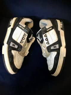 NIKE Loius Vuitton Trainers