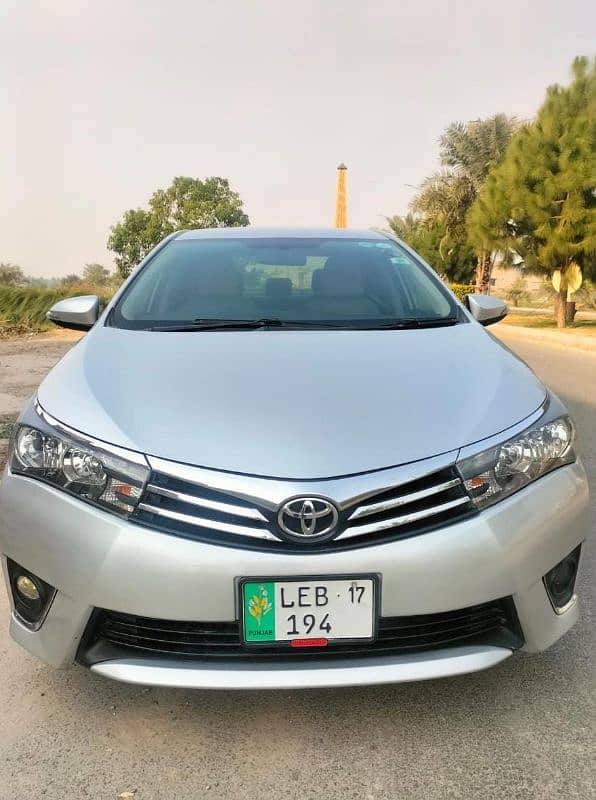 Toyota Corolla Altis 2017 1