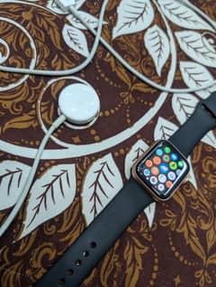 Apple Watch Series 5 GPS + Cellular 40mm