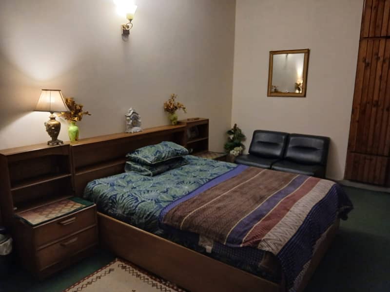 Single Room Near Barkat Market for Rent 1