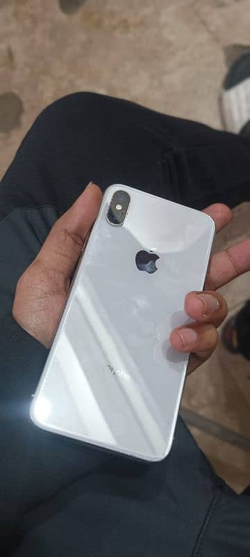 iphone x 10/10 conditions 256/gb main hain face id faild non pta 1