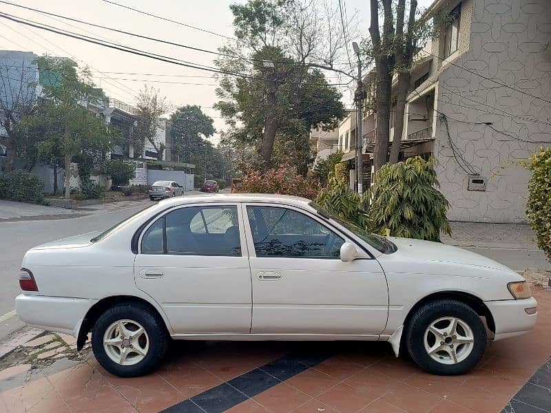 Toyota Corolla 2.0 D 2001 12