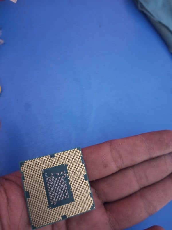 Hardisk, Ram and i3 Processor available here starting from 600 6