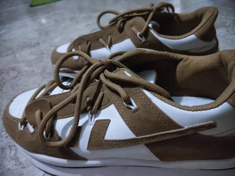 Caramel Vintage Suede Sneakers 2