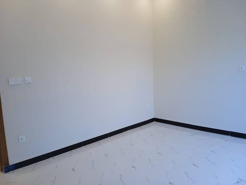 Ground+Floor Hall available for rent/men rod 4