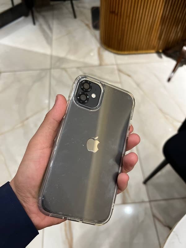 urgent sale iphone 11 non pta 64/gb 4