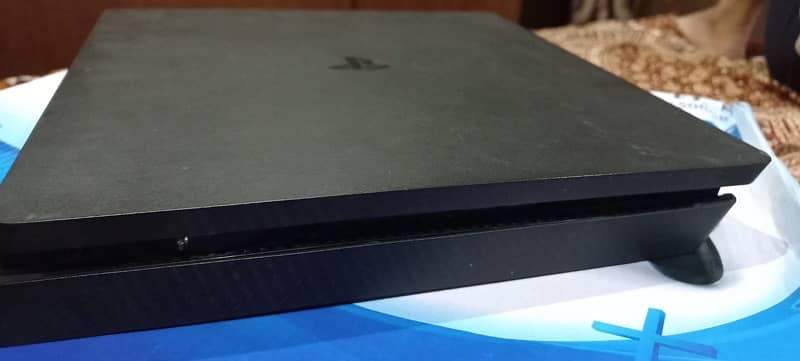 ps4 slim | 500 GB | Jailbreak 5