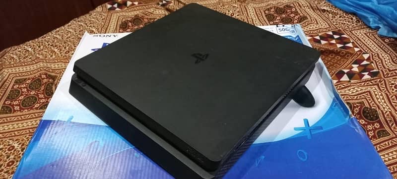 ps4 slim | 500 GB | Jailbreak 10