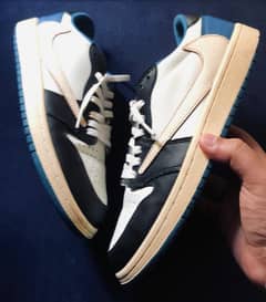 Nike Travis Scott Fragments