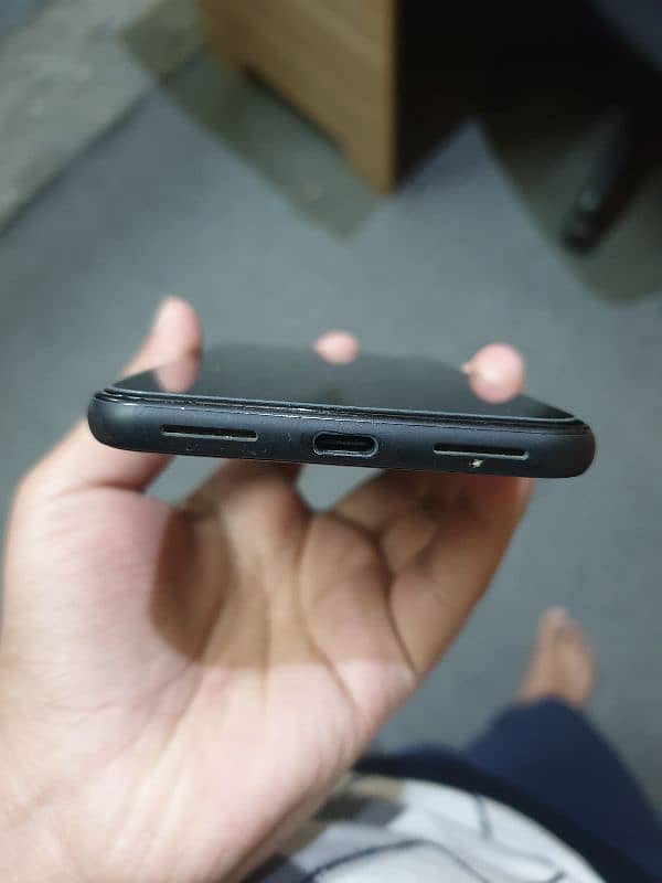 Google Pixel 4XL 6/128 Non Pta 5