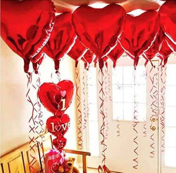 Red heart shape foil helium balloons 1