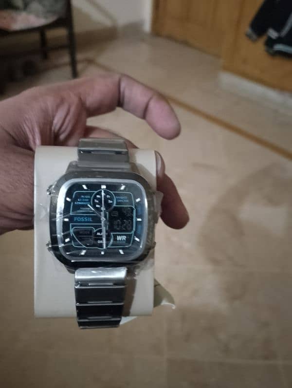 Fossil brand new watch packed 2