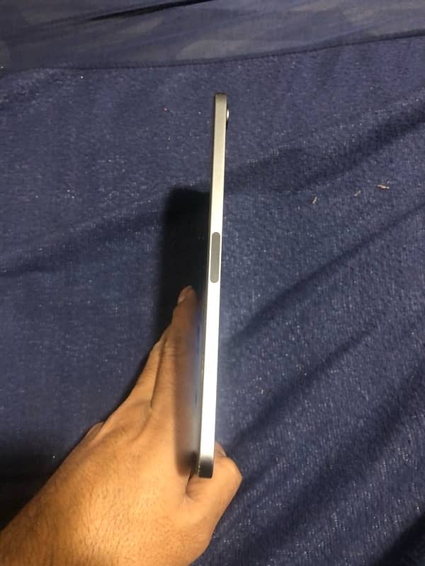 ipad mini 6 64Gb with  original charger cable  and box 7