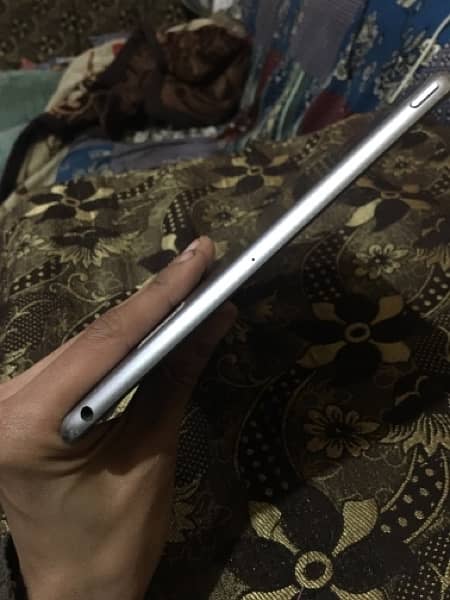 iPad 6th generation 32gb 6