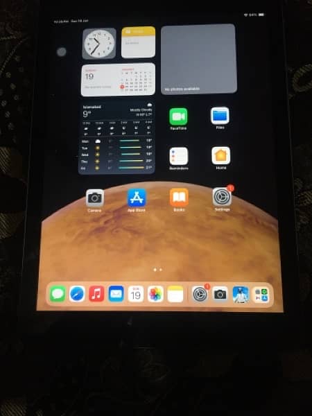 iPad 6th generation 32gb 9