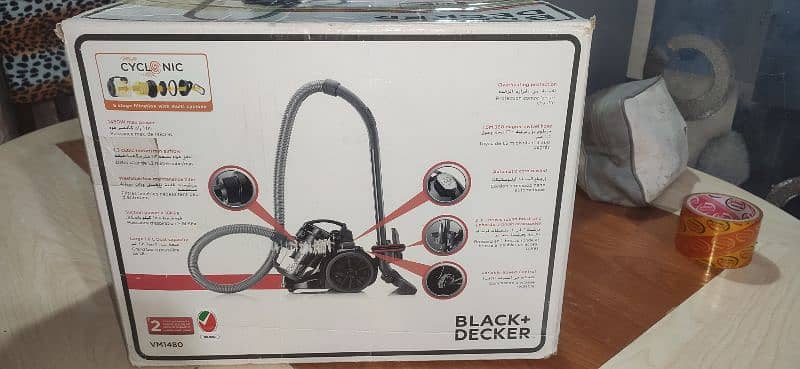 BLACK N DECKER VACUUM CLEANER 3