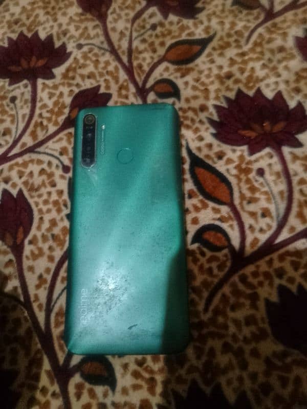 realme 5i 0