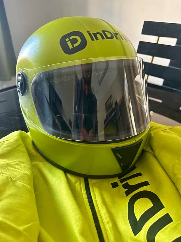 indrive helmet + jacket + shirt 0