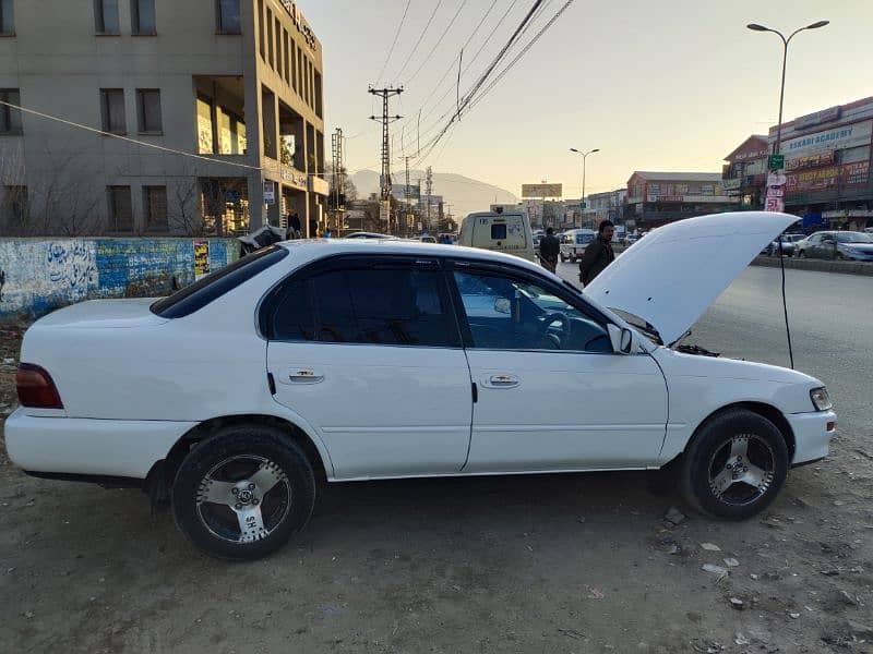 indua corolla 96 model pakistani 7