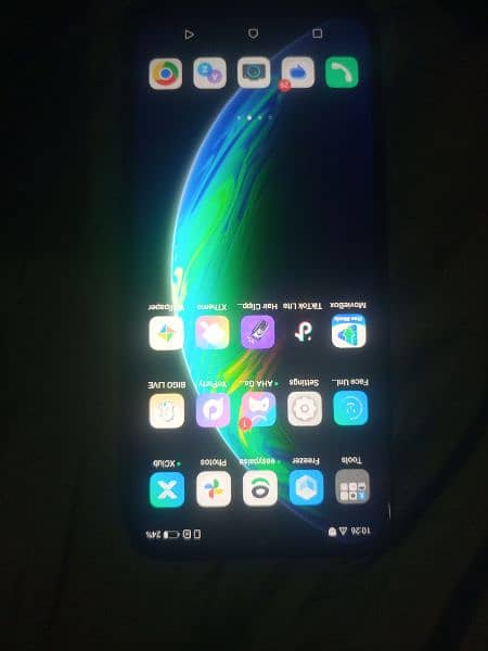 Infinix hot 8 2gb 32 gb 3