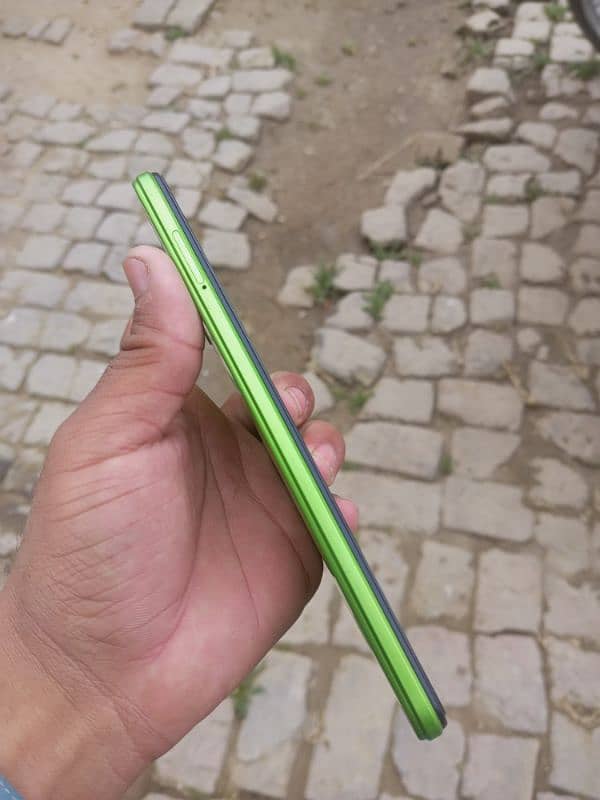 Infinix Hot 12 with box 5