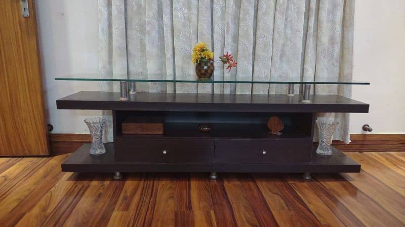 Media Console 1