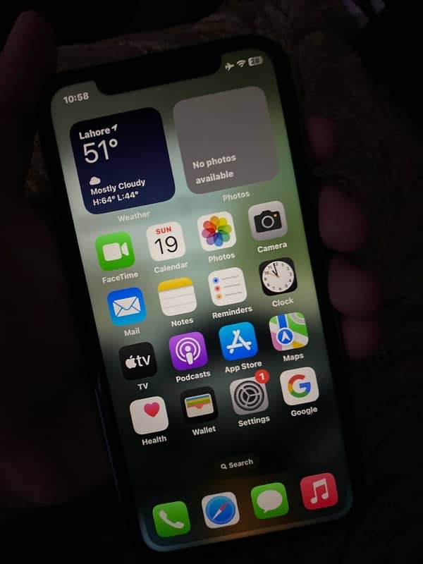 i phone 11 64gb good connection for sale 1