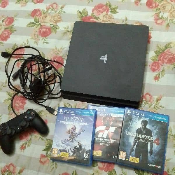 ps 4 slim 2