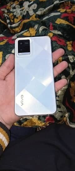 vivo y21