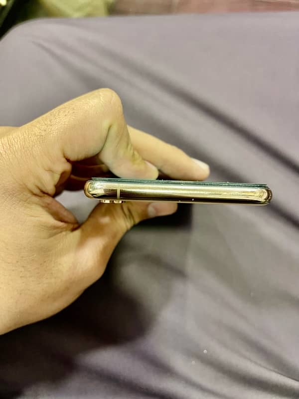 iPhone XS Max PTA 5