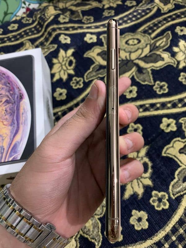 iPhone XS Max- Dual Sim PTA Approved 2