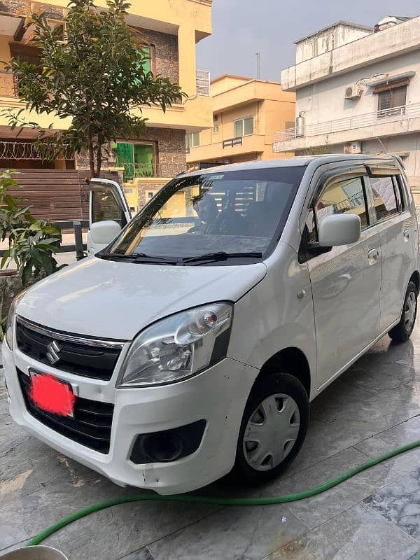 Suzuki Wagon R 2017 11